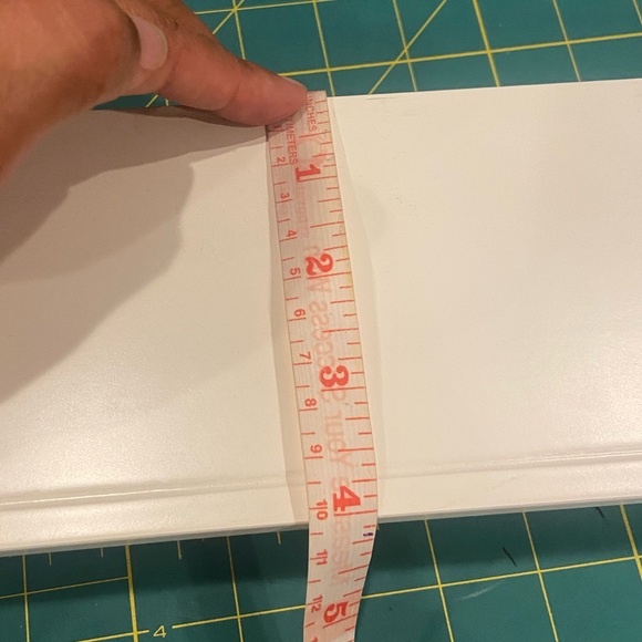 White Rectangular floating Shelf - Picture 4 of 5